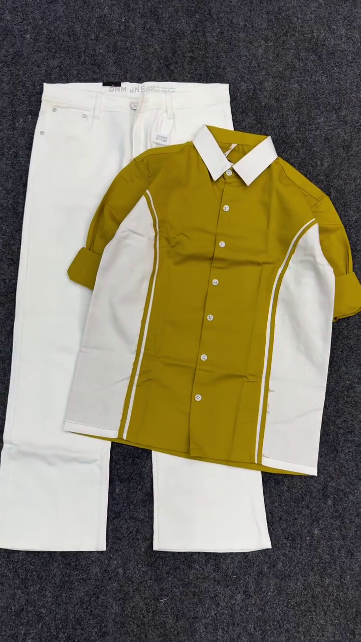 Men Colourblocked Spread Collar Cotton Casual Shirt