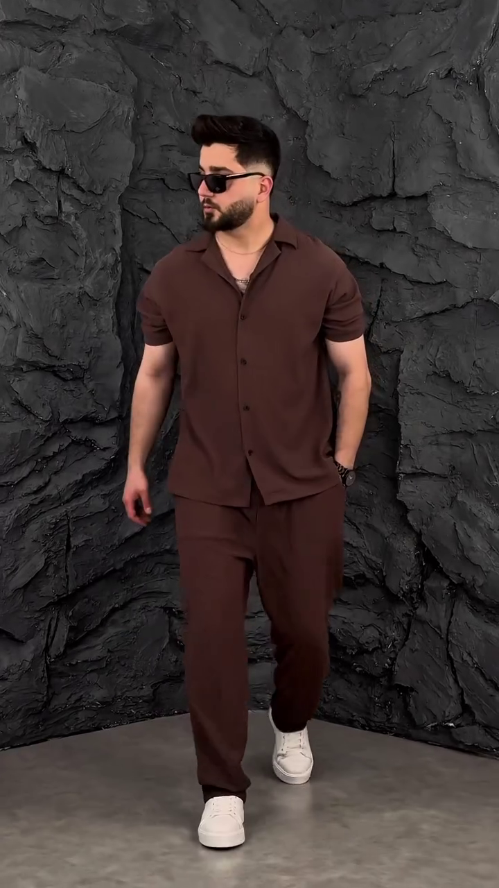 Men Solid Contrast Collar Casual Shirt