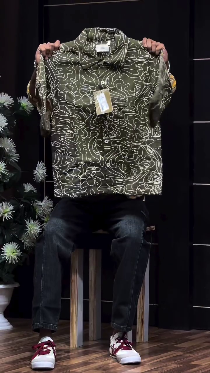 Abstract Printed Monochrome Regular Fit Casual Shirt - Image 8