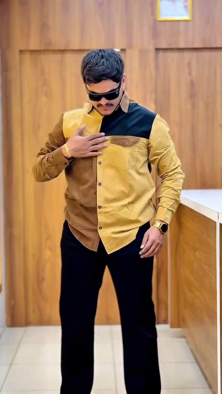 Men Black Slim Fit Opaque Colourblocked Casual Shirt