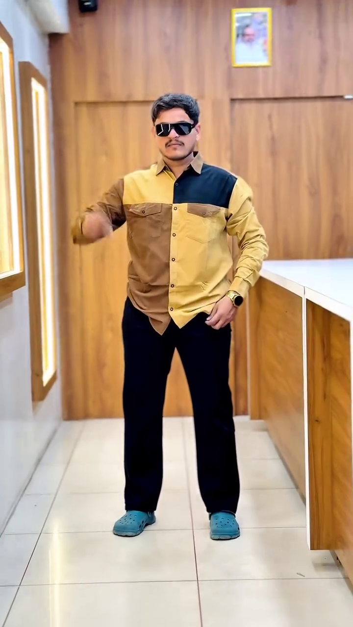 Men Black Slim Fit Opaque Colourblocked Casual Shirt - Image 6
