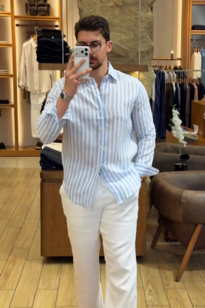 Men Vertical Striped Button-Down Collar Casual Shirt