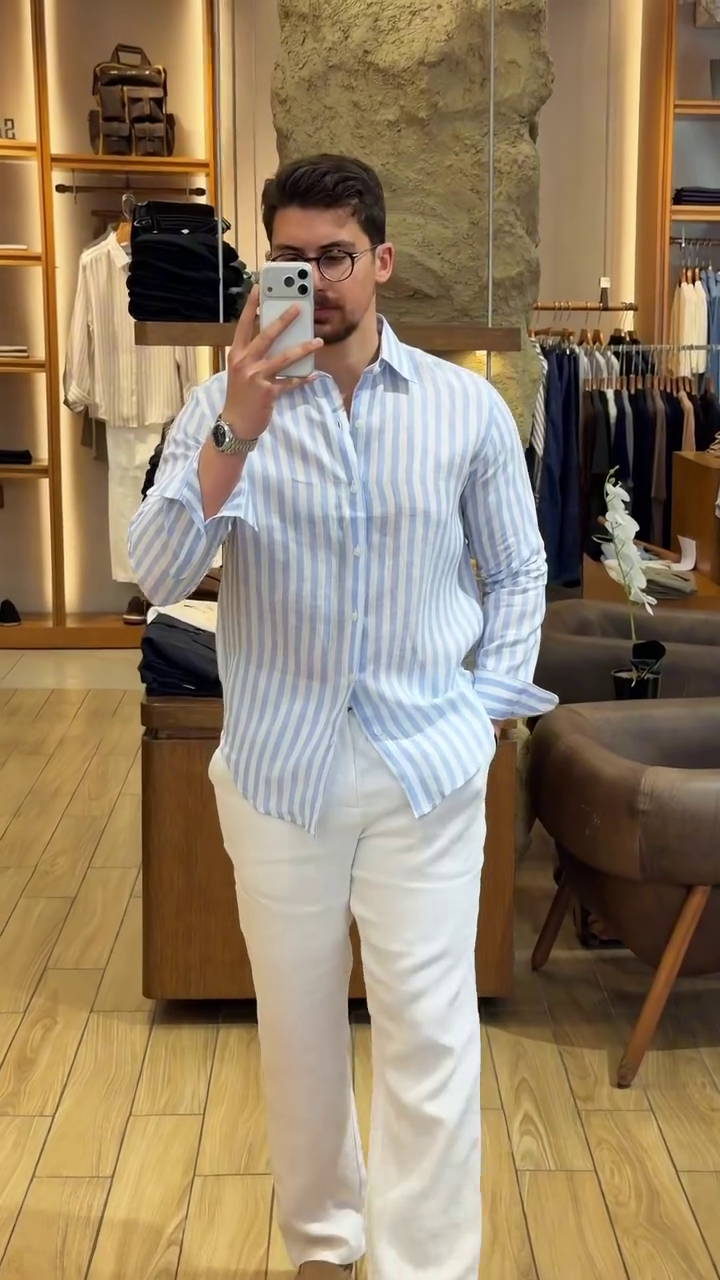 Men Vertical Striped Button-Down Collar Casual Shirt