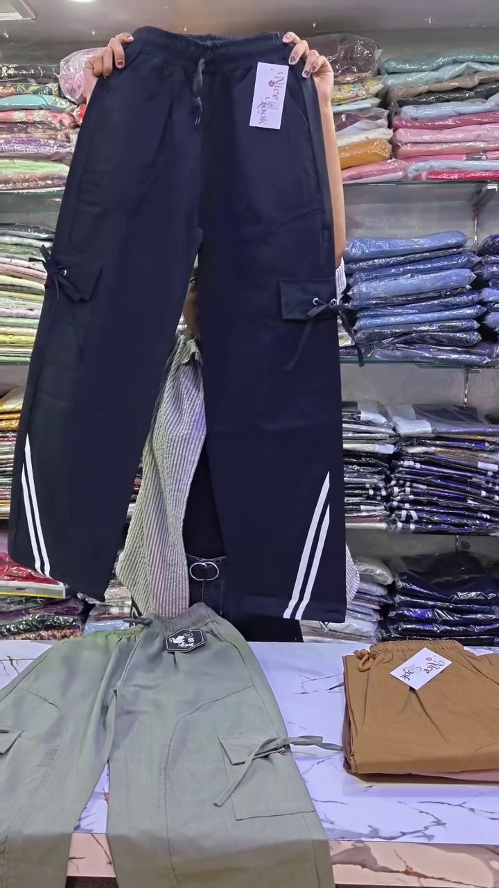 Men Relaxed Fit Cargo Trousers - Image 6