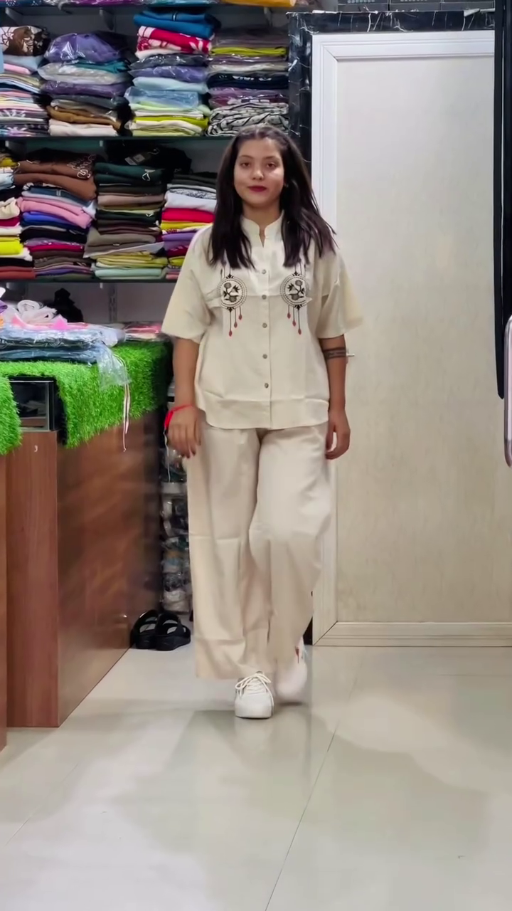 Women Embroidered Cotton Crop Shirt - Image 7