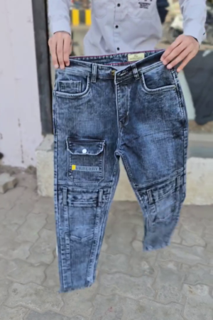 Men Faded Cargo Jeans With Convertible Shorts