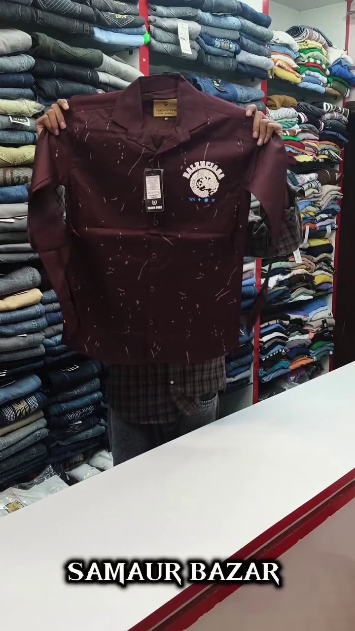 Typography Printed Spread Collar Cotton Casual Shirt - Image 4