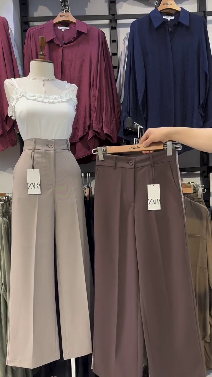 Women Olive Crest Wide Leg High Waist Pants - Image 3