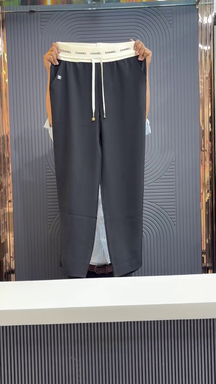 Nylon drawstring trousers - Image 7