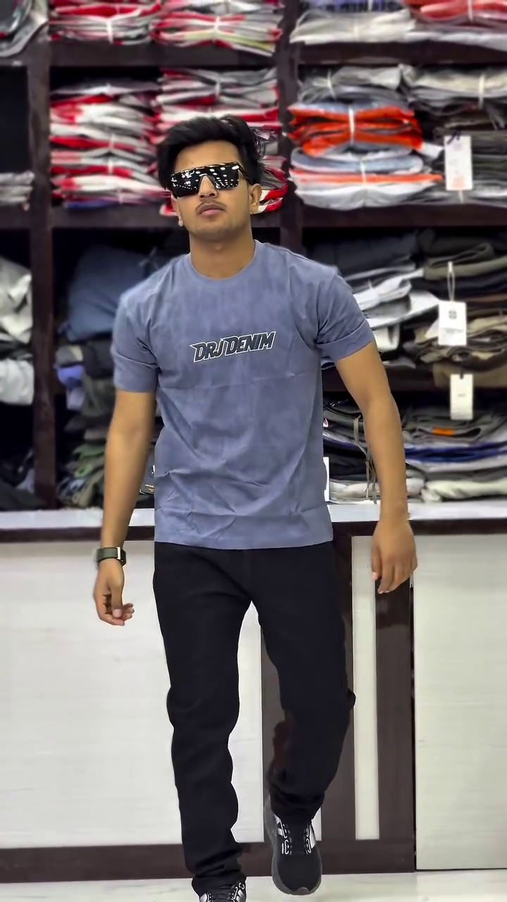 Men Embroidered Round Neck Oversized T-shirt - Image 6